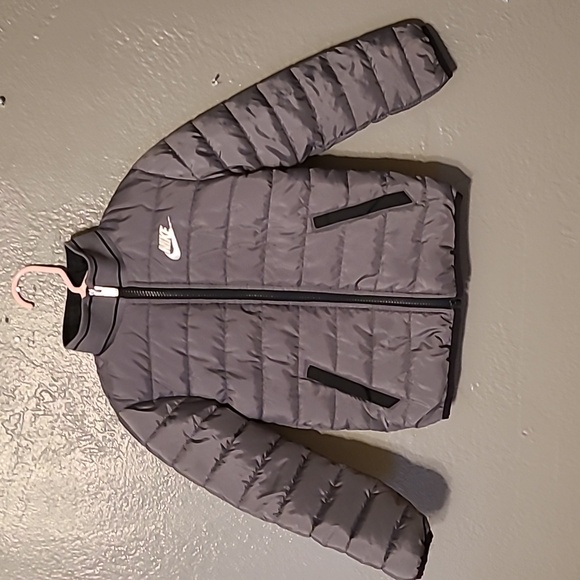 Nike Other - Nike boys down puffer jacket size 4 like new
